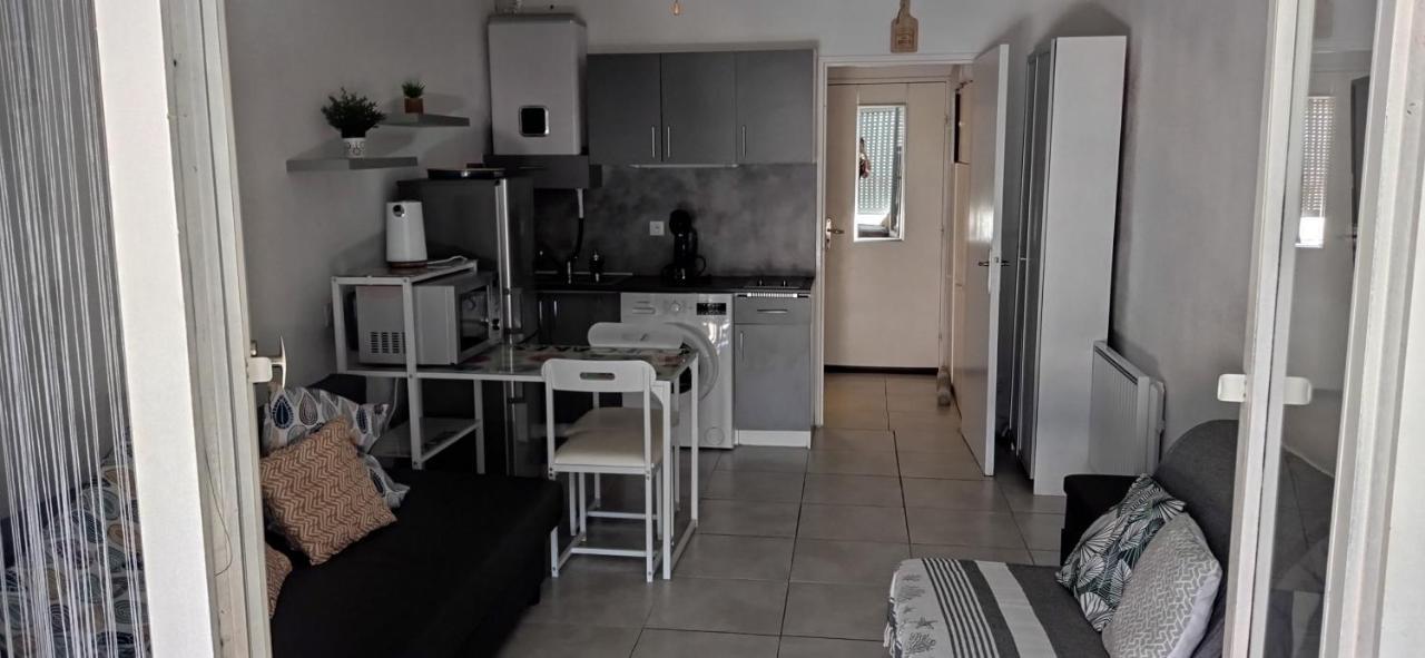 Apartamento Sur Le Port, Studio Avec Vue Sur La Marina Gruissan Exterior foto
